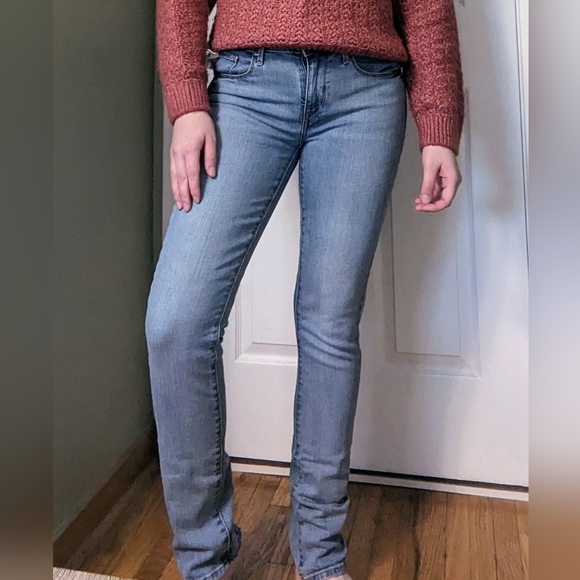 Levi's Mid Rise Skinny Jeans | Size 27 - Picture 5 of 12